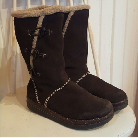 Bass Shoes - BASS Chocolate Suede Boots Size 8 EUC